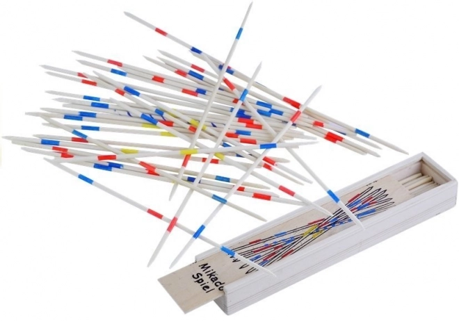 Houten mikado – gezelschapsspel met stokjes