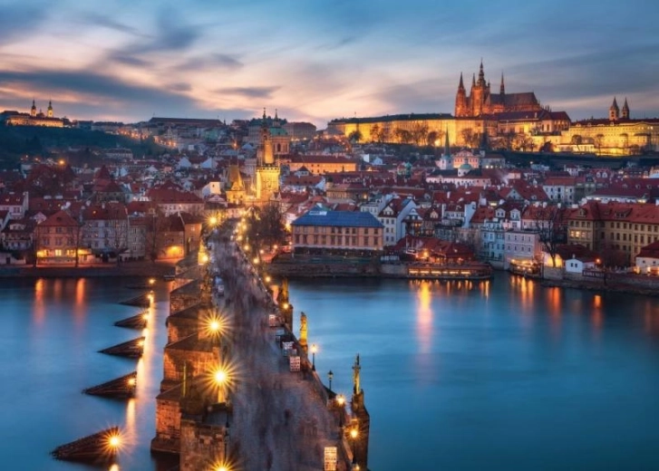 Puzzel Praag bij nacht 1000 stukjes van Ravensburger