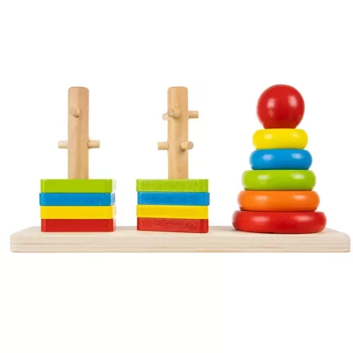 Houten kleurrijke piramide met vormen