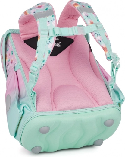 Anatomisch gevormde rug en ademende bekleding