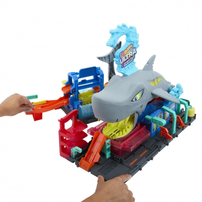Hot Wheels Ultra Wasstraat Haai