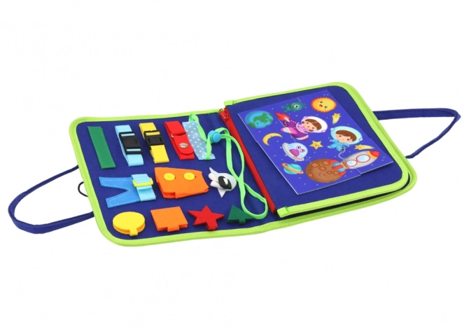 Blauwe sensorische educatieve plank voor kinderen
