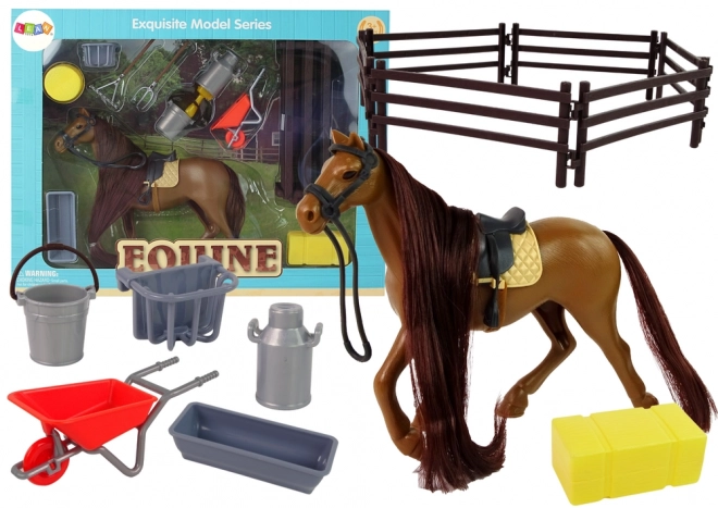 Paardenfiguur met kamhaar en accessoires