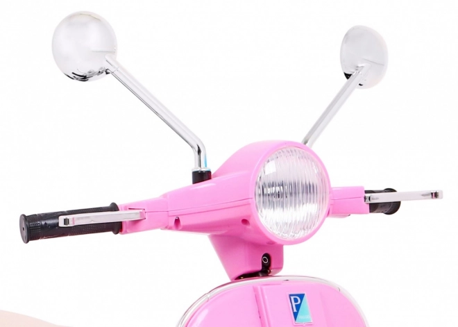 Elektrische kinderscooter Vespa roze met zijwieltjes