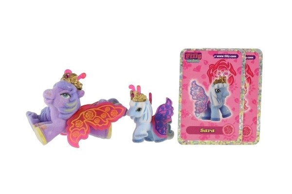 Filly Butterfly familie figuurtjes 2 stuks pluche met accessoires mix van soorten op kaart 17x16,5cm