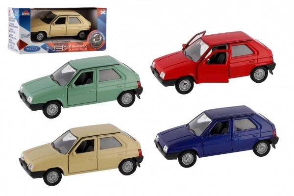 Auto Welly Škoda Favorit metaal/plastic 11cm 1:34 vrije loop mogelijkheid 4 kleuren doosje 15x7x7cm
