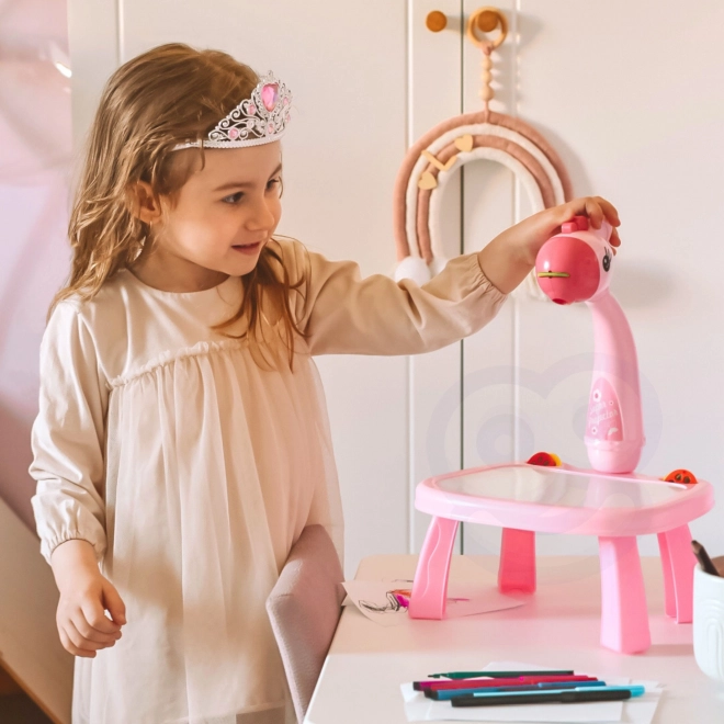 Schrijf- en tekentafel WOOPIE met projector giraffe en stiften