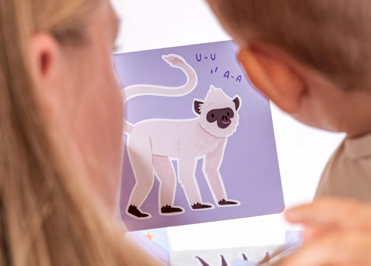 Geluiden nabootsen als eerste stap naar spraak