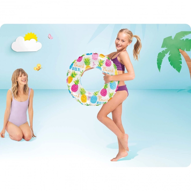 Opblaasbare zwemring diam. 61cm diverse motieven 6-10 jaar