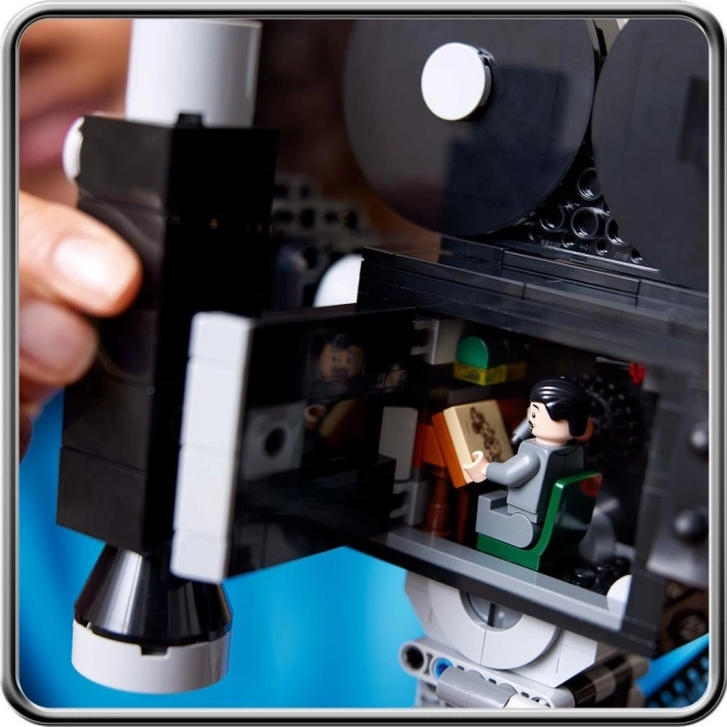 LEGO 43230 Disney Camera ter ere van Walt Disney