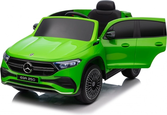 Elektrische auto Mercedes Benz EQA 250 groen