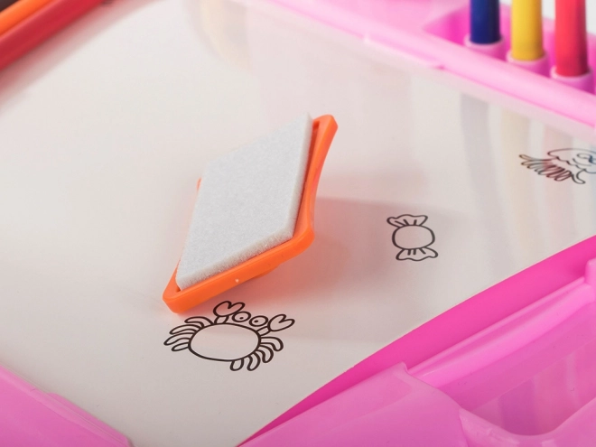 Kinder tekentafel met projector