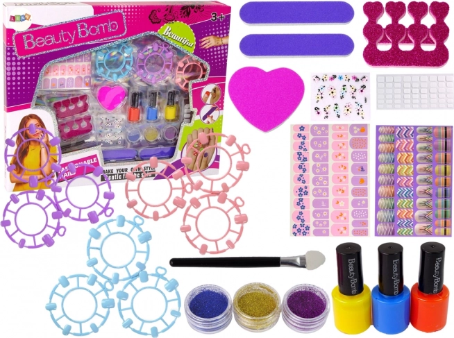 Grote set voor nagelversiering