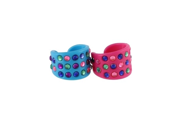 Creatieve ringen set van kunststof in doosje 12x21x3,5cm 12 stuks in doos