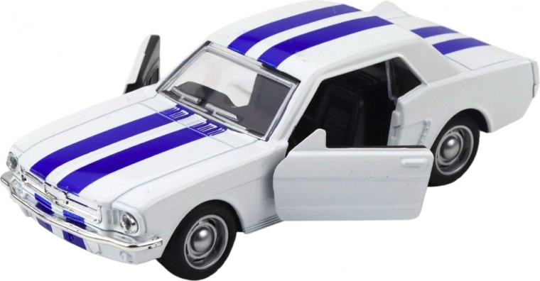 Openslaande deuren en gedetailleerd interieur