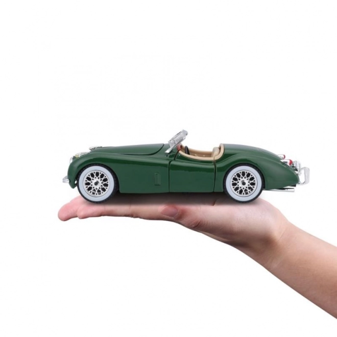 Bburago 1:24 Jaguar XK 120 Roadster (1951) groen 18-22018