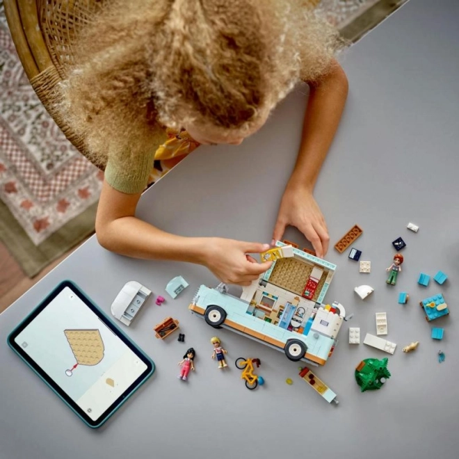 Lego Friends Avontuurlijke caravan