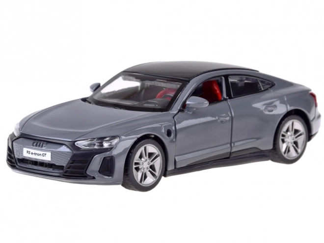 Metalen model Audi RS e-tron GT Coupé met elektrische aandrijving