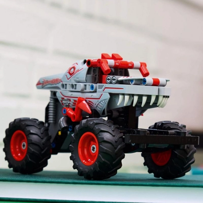 Lego Technic Monster Jam ThunderROARus met pull-back aandrijving