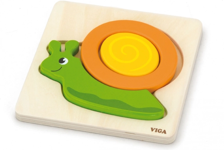 Dikke houten stukjes voor kleine handjes