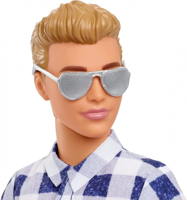 Panenka Barbie Kamperen Ken met accessoires