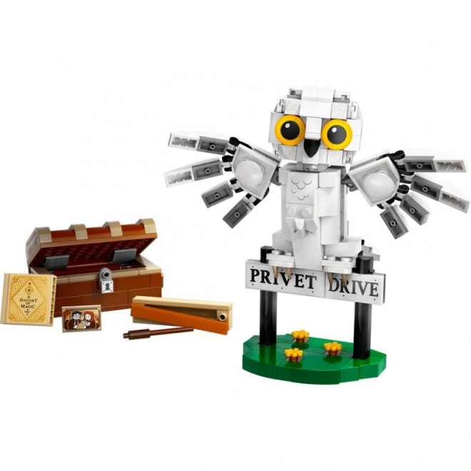 LEGO Harry Potter Hedwig op de Ligusterlaan