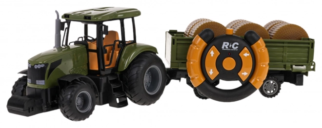 Groene trekker met aanhanger R/C
