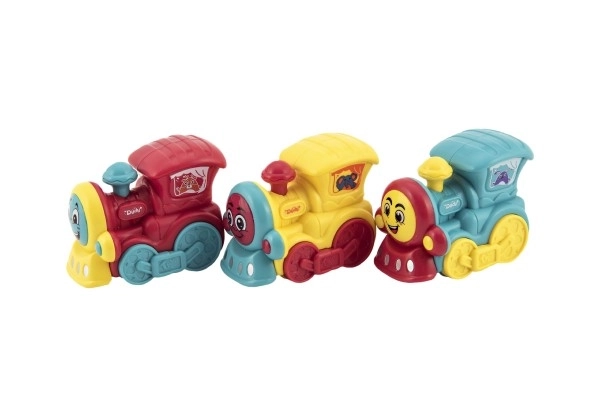 Trein/locomotief kunststof 8cm voor de kleintjes op traagheidsmotor 3 kleuren