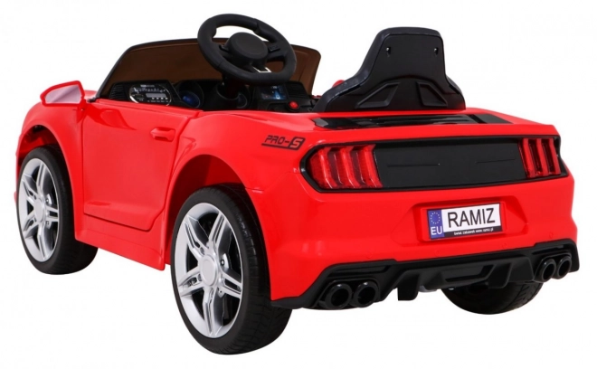 Rode kinderauto GT Sport op batterij met afstandsbediening en MP3