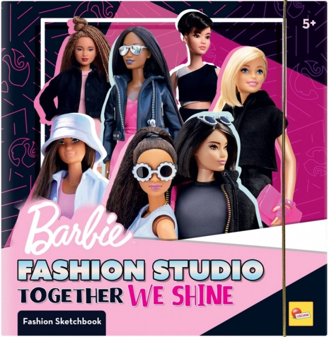 Boek met ontwerpsuggesties voor het maken van Barbie