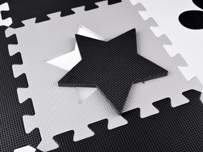 Contrasterende schuim puzzelmat met vormen