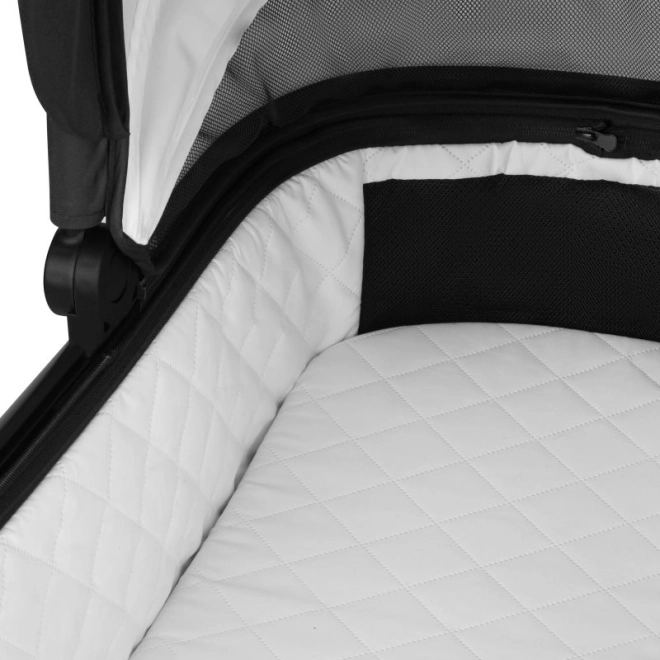 Lionelo gecombineerde kinderwagen Layla 3in1 Zwart Onyx