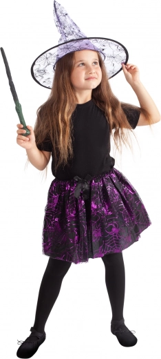 Magische look met spinnenwebmotief