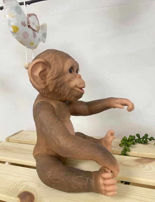 Guca 993 REBORN OPIĆKA - realistische aap baby met volledig vinyllichaam - 32 cm