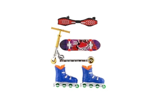 Set skateboard, waveboard, schaatsen, vingervaardigheid step plastic mix soorten op kaart 16x30cm