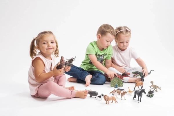 Tyrannosaurus kleine geverfde plastic 16cm in zak