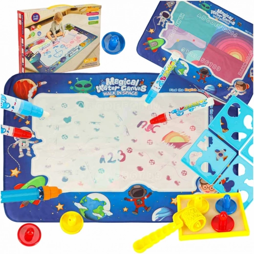 Watertekenmat met ruimte-thema en creatieve tools voor kinderen