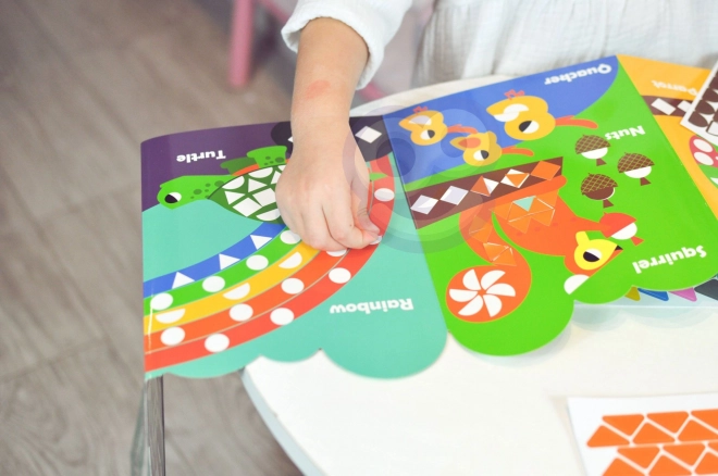 Geometrische stickers dieren Woopie voor creatieve educatie