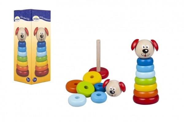 Houten piramide met een hondje