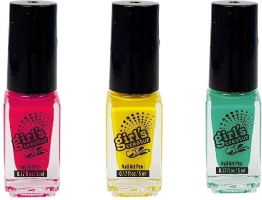 Drie kleuren nagellak