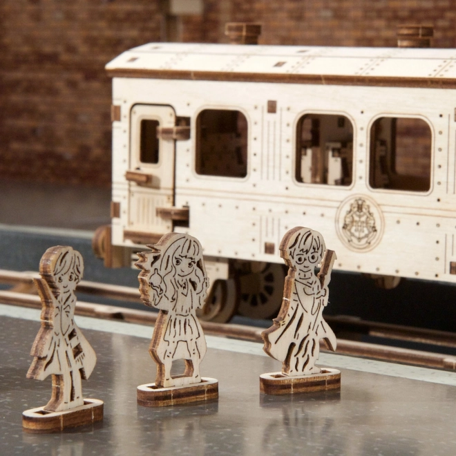 Ugears 3D houten mechanische puzzel Harry Potter Zweinstein Express