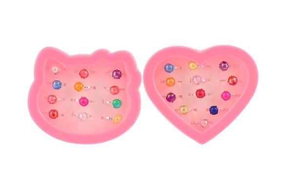 Ringen met parel voor kleine prinsesjes