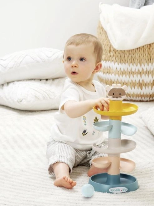 Abrick toren met balletjes voor de kleintjes