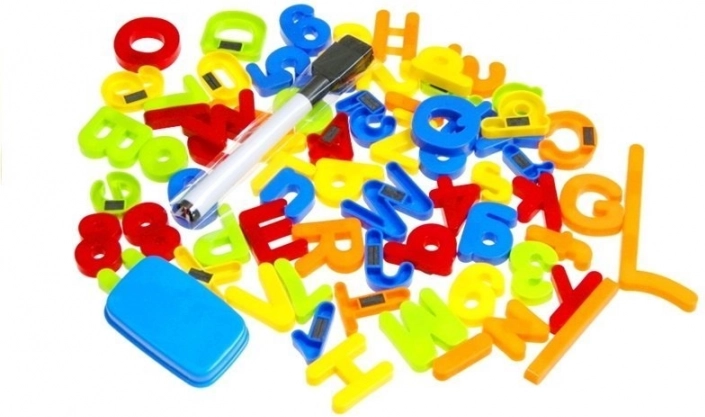 Gekleurde magnetische letters
