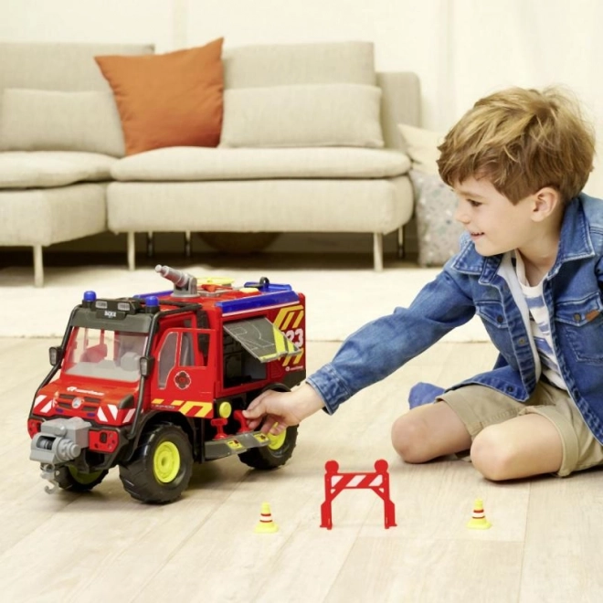 Brandweerauto Mercedes-Benz Unimog U530 met effecten