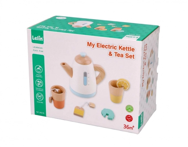Houten theeset met theepot en kopjes