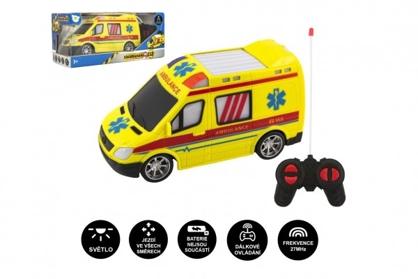 Auto RC ambulance plastic 20cm op afstandsbediening 27MHz op batterijen met licht in doos 28x13x11cm