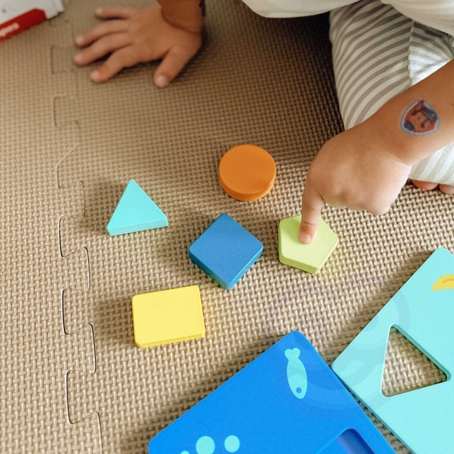Montessori puzzel vormen en kleuren met dierfiguren