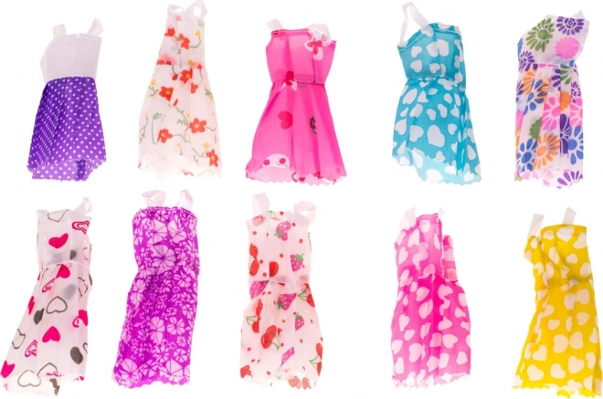 Set kleding en accessoires voor poppen - 43 stuks
