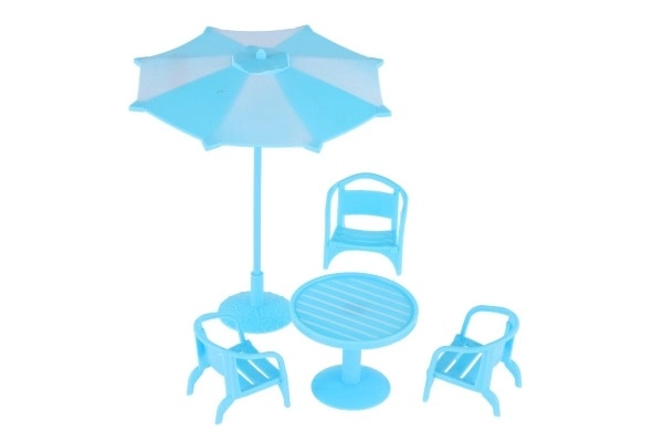 Meubels voor poppen/tafel en stoelen met parasol kunststof 3 kleuren op kaart 18x25x5cm